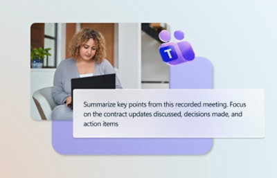 Una mujer sentada delante de un portátil.