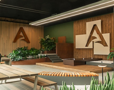 Image of an office environment with tables and chairs