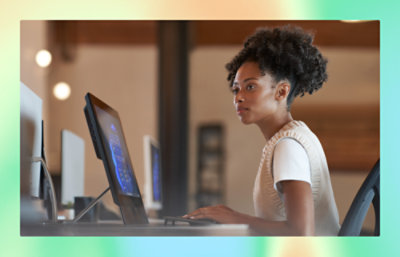 A women working in desktop
