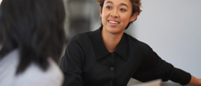 A man and women disscussing to each other.