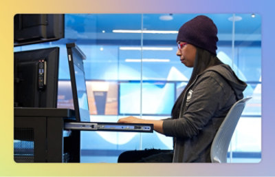A women working with desktop