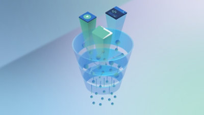 Un verre bleu avec un cube vert à l'intérieur.