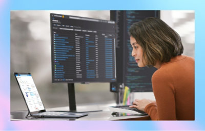 A women looking in to a laptop