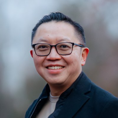 Dux Raymond Sy, Chief Brand Officer, AvePoint