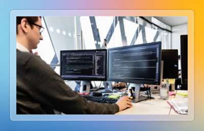 An image of an employee working on computer.