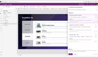 Παράθυρο που δείχνει παρουσίαση και μηνύματα προτροπής με copilot στη δεξιά πλευρά.