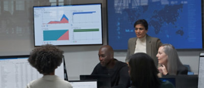 Weinig personen die deelnemen aan vergadering en bespreken