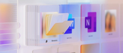 Primer plano de una carpeta azul entre otras carpetas de colores.