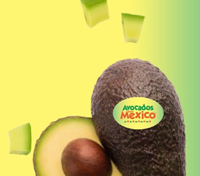 Nahaufnahme einer Avocado mit einem Aufkleber, auf dem „Avocados Mexico®“ steht.