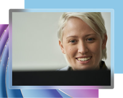 Portrait en gros plan d'une personne affiché sur un écran numérique.