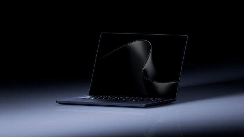 一个Surface Laptop Ultra 在图片中间