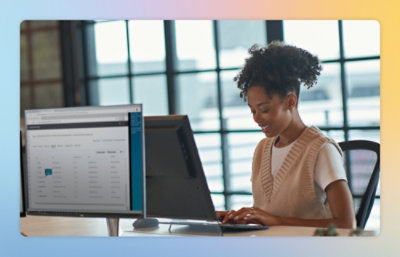 A women working on a laptop