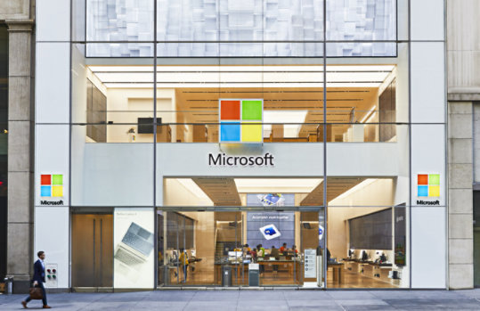 A photo of the outside of the Microsoft Experience Center on Fifth Avenue in New York City