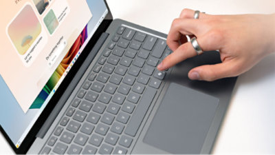 An animation showing the Copilot key on a PC