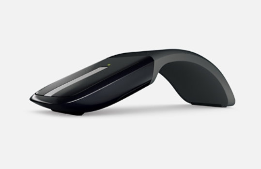 Arc Touch Mouse in gebogen positie.