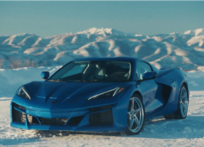 Una imagen de un auto deportivo.