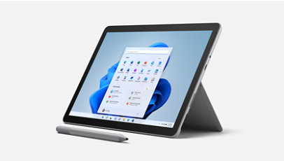 Surface Go 3 en mode pied multiposition intégré avec un stylet Surface.