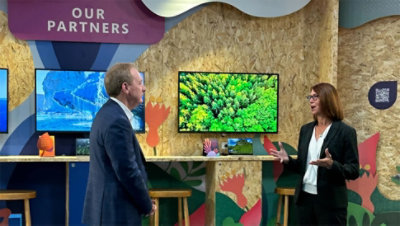 Two people having a conversation