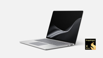 A Surface Laptop 15inch 8ed in the color Platinum with a Snapdragon badge. 