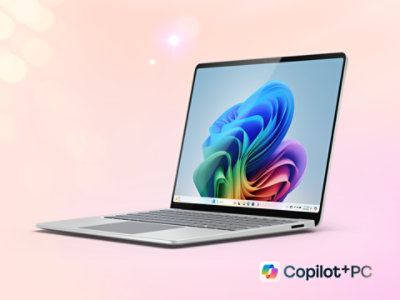 Un dispositivo Surface laptop en color platino.