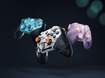 Tre controller wireless Xbox Elite personalizzati.