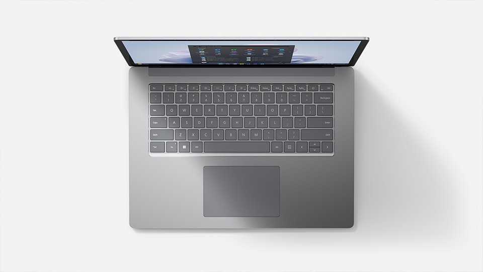 Een bovenaanzicht van Surface Laptop 5 voor zakelijk gebruik.