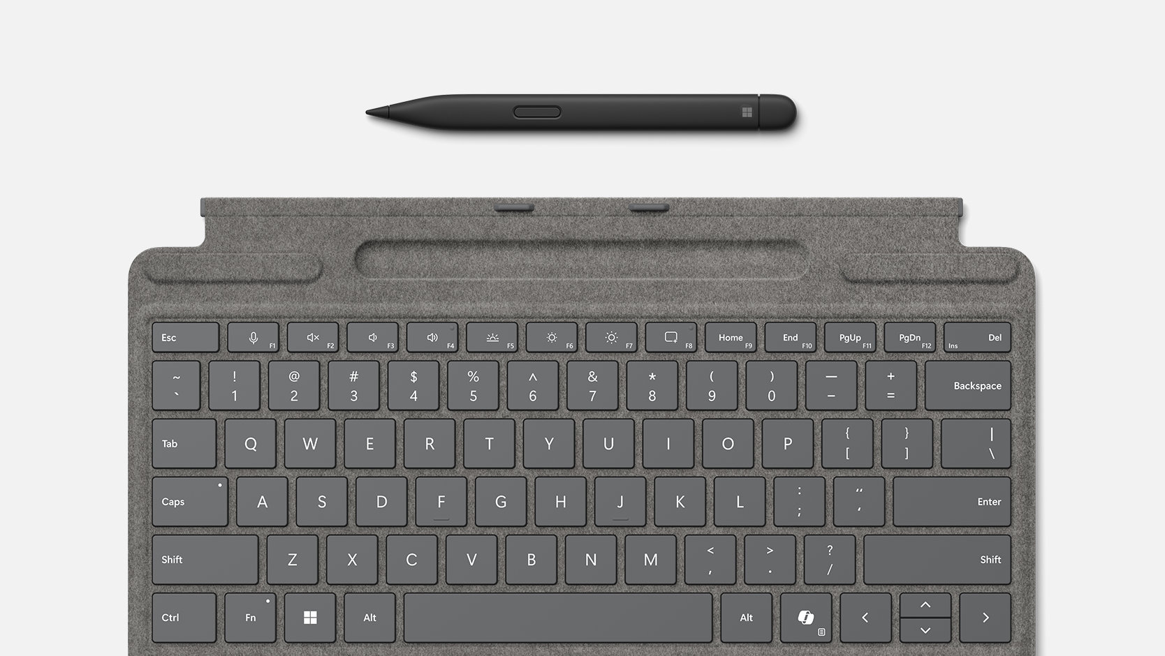 Une vue de haut du Clavier Surface Pro avec le stylet Slim Pen.