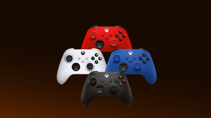 Xbox Wireless Controller in Rot, Weiß, Blau und Schwarz