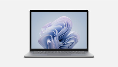 Ein Surface Laptop 6 for Business in der Farbe Platin.