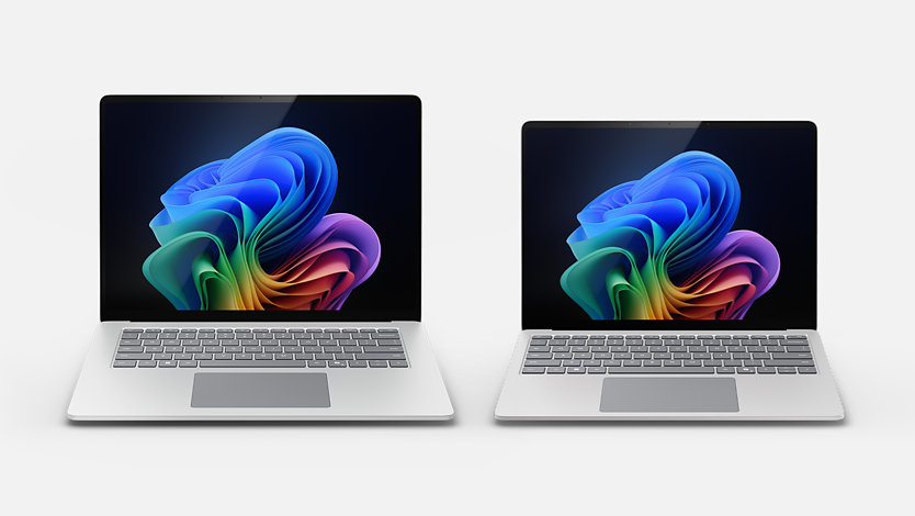 Une comparaison côte à côte d’un Surface Laptop pour les entreprises en version 13,8 pouces et d’un Surface Laptop pour les entreprises en version 15 pouces. 