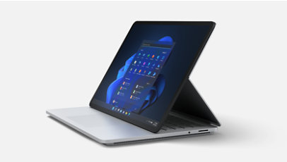 Een hoekaanzicht van Surface Laptop Studio voor zakelijk gebruik.