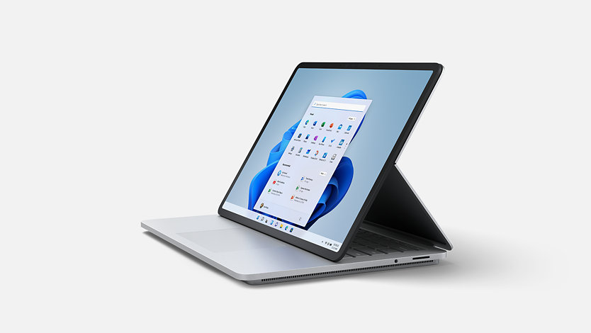 Surface Laptop Studio 灰色の背景に