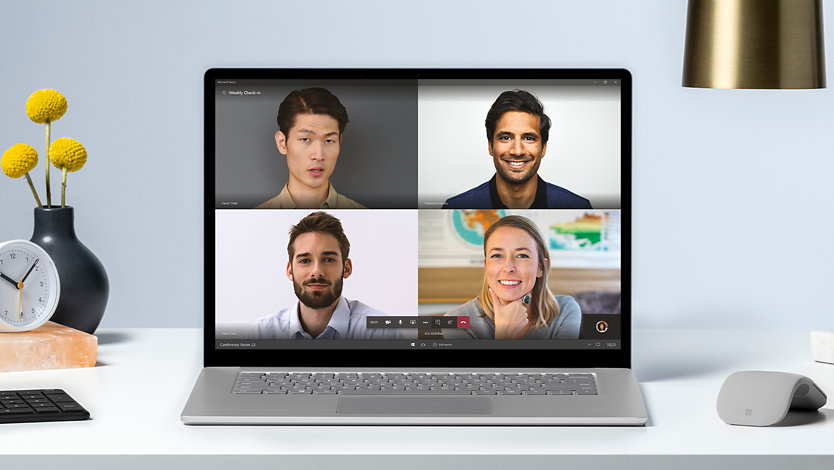 En laptop, der kører Microsoft Teams