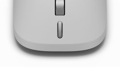 Zbliżenie na wbudowany przycisk akcji Mysz Surface (2. edycja).