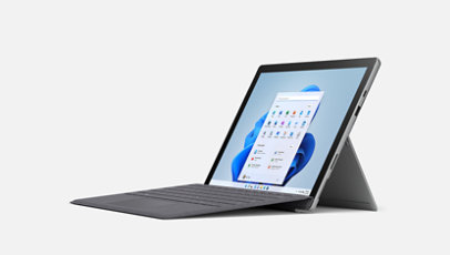 Ein Surface Pro 7 Plus mit Platinum Type Cover und Windows 11.
