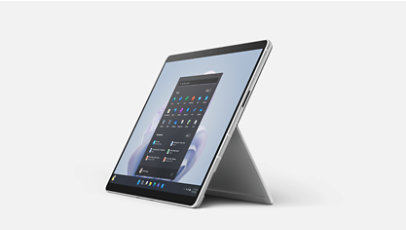 法人向け 5G 対応 Surface Pro 9 を角度をつけて見たビュー。