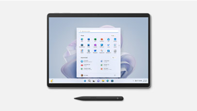 Un dispositivo Surface Pro 9 platino in modalità tablet.