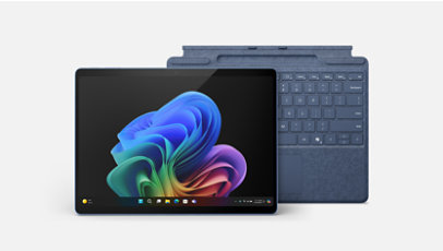 Een platina Surface Pro gebundeld met een zwart Surface Pro-toetsenbord.