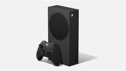 Xbox Series S – 1 TB (sort) set forfra skråt fra højre foran en grå baggrund.