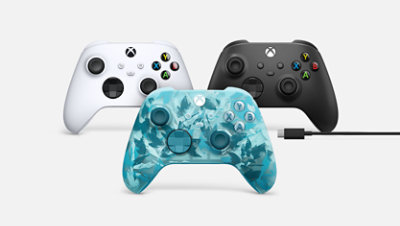 Xbox ワイヤレスコントローラーブレイカーシリーズ、Xbox ワイヤレスコントローラーロボットホワイトとワイヤレスコントローラー USB-C の画像