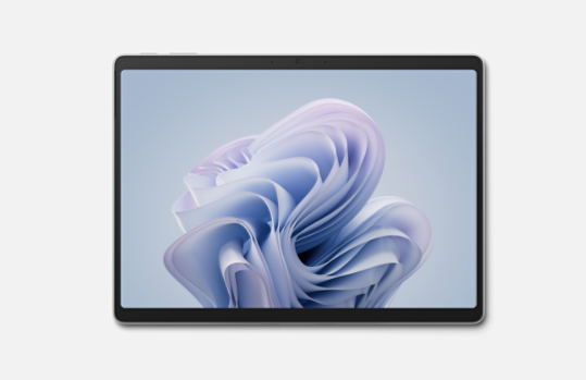 Een Surface Pro 10 voor zakelijk gebruik in de kleur Platina.