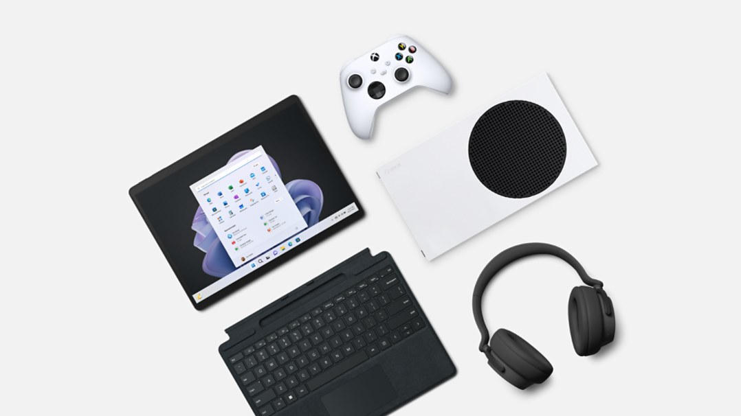 Portatile Surface con console Xbox e accessori