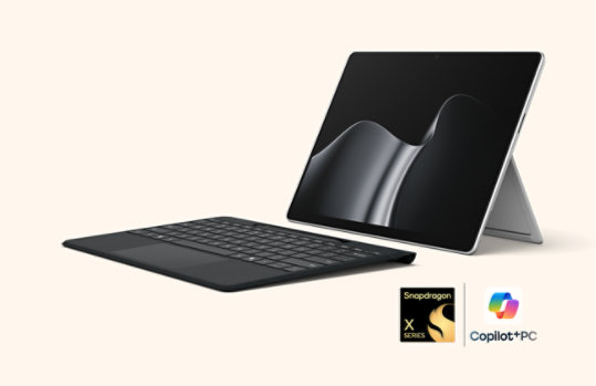 法人向け Surface (サーフェス) のノート PC とタブレットを比較