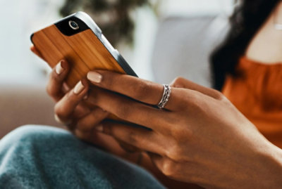 A person holding a cell phone