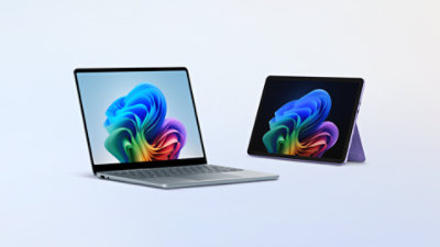 PC Surface Copilot+ : un Surface Laptop Ocean de 13,8 pouces et une Surface Pro Violet de 12 pouces.