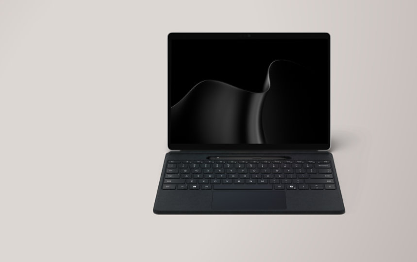 Ein Surface Pro mit Snapdragon®-Prozessoren zusammen mit einer abgenommenen Surface Pro 13-Zoll-Flex-Tastatur.