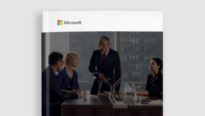 Quattro persone in riunione 