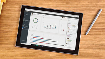 Ein Tablet, auf dem Statusinformationen in Planner angezeigt werden