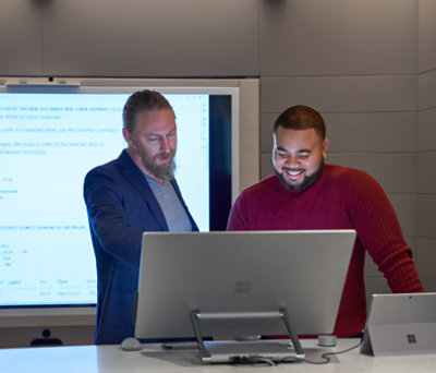 Two people are discussing.