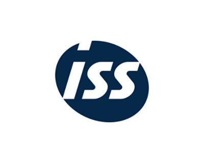 Logo van iss op een witte achtergrond, met witte tekst 'iss' binnen een blauwe cirkel met een gedeeltelijk witte rand.